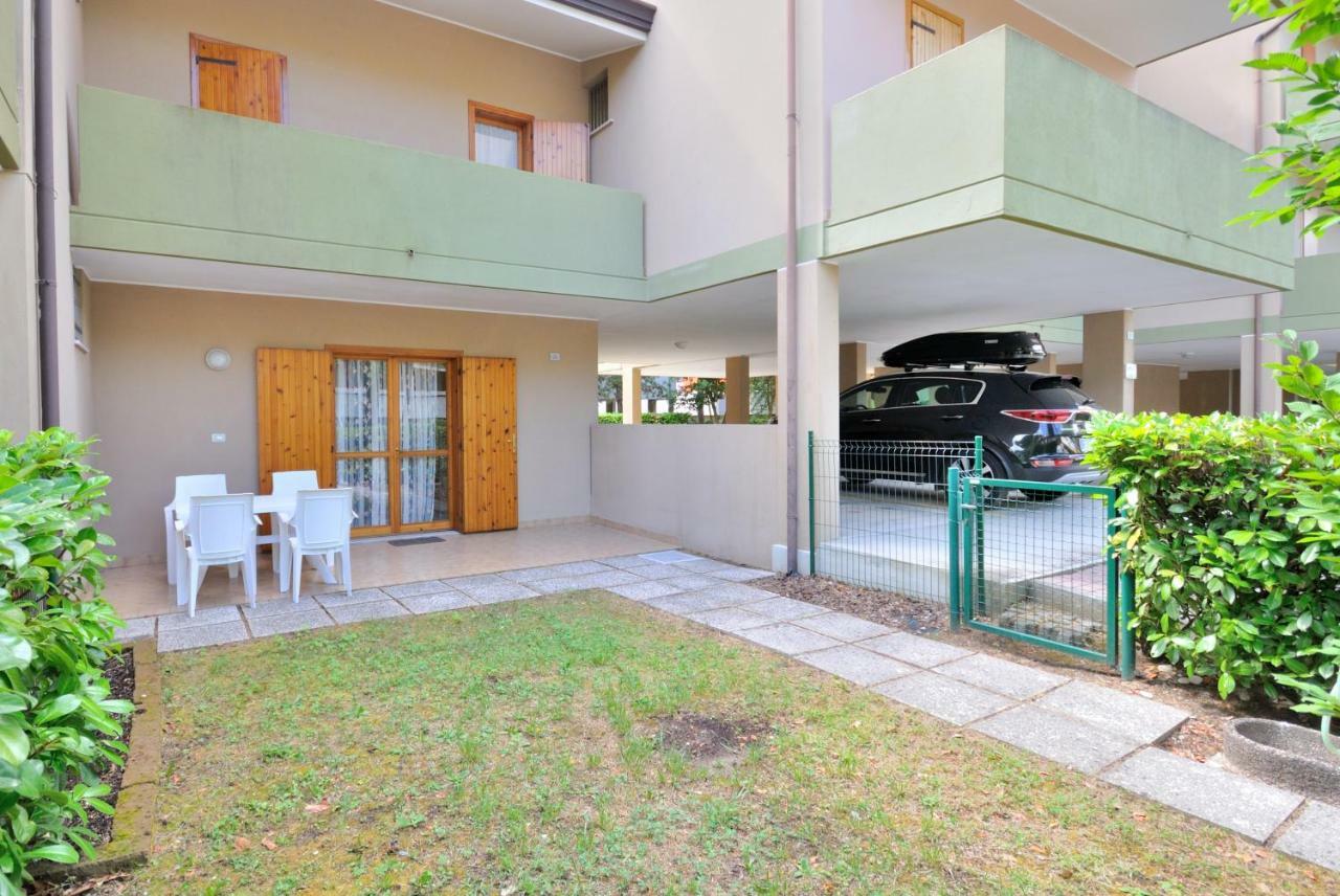 Condominio Acquarius Bibione Exterior foto